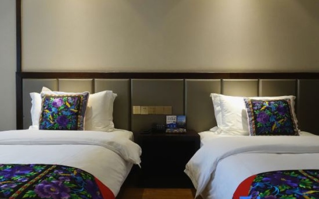 Kunming Pillowstone Woyun Boutique Hotel (Nanping Pedestrian Street Jinma Bijifang Branch) – Guest Rooms – Kunming