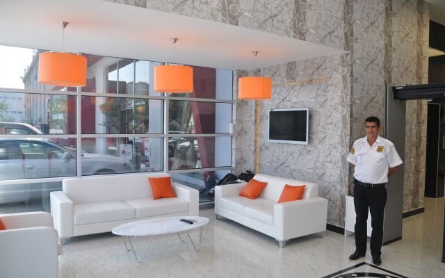 Expoist Hotel
