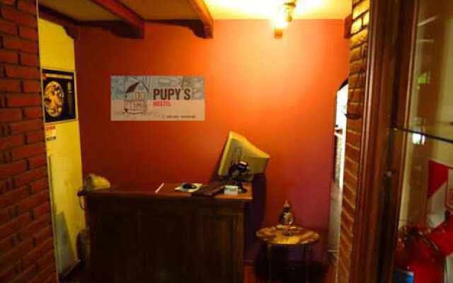 Pupy' s Hostel