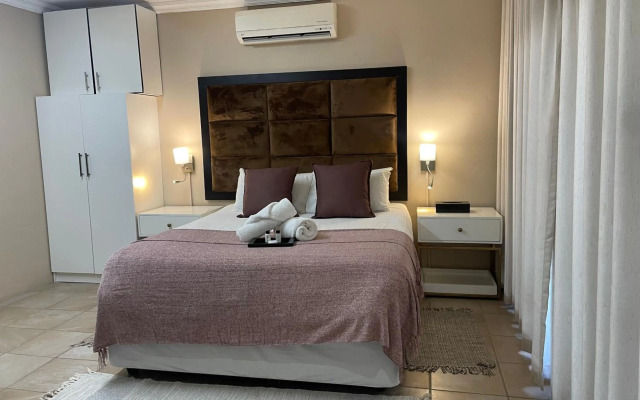 Boat Yard Guest House