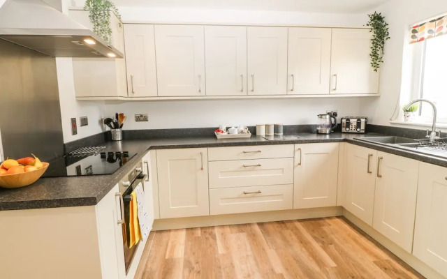 15 Parc Delfryn