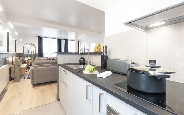 Luxury 4BDR Le Marais I by Livinparis