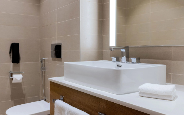 Element Dubai Airport