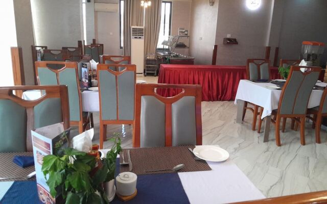 Mdope Idde hotel