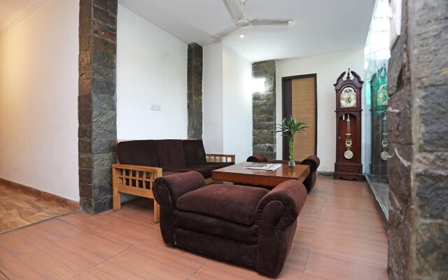 Stay South Plaza By OYO Rooms