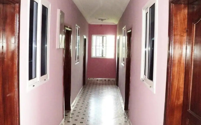 Yabah Hotel
