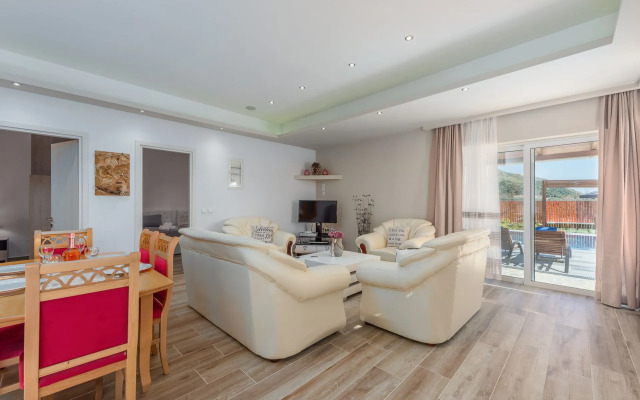 Kefalonia Hospitality