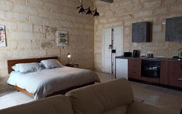 Beautiful Studio Apartment in Qormi, Malta