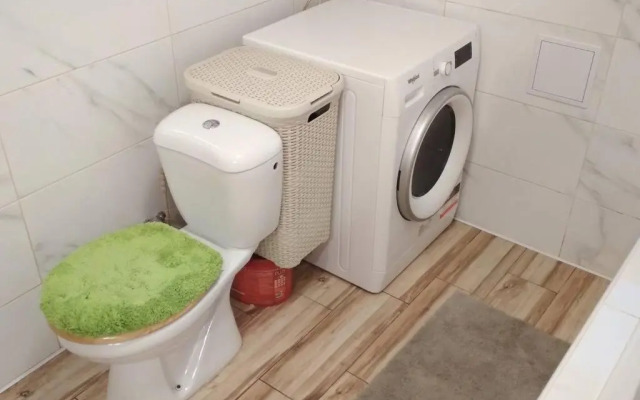 Celý dům s vybavenou kuchyní, koupelna s vířivkou