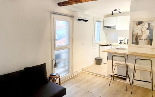 studio a 2 minutes du cours Mirabeau -