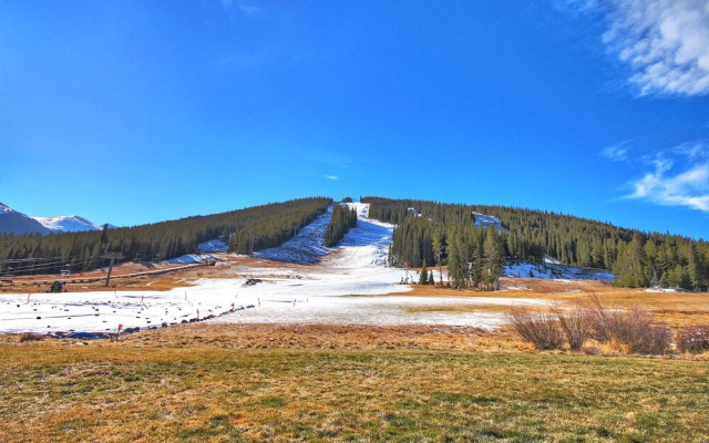 Beautiful Condo, Ski Out Your Back Door - FP202 by RedAwning