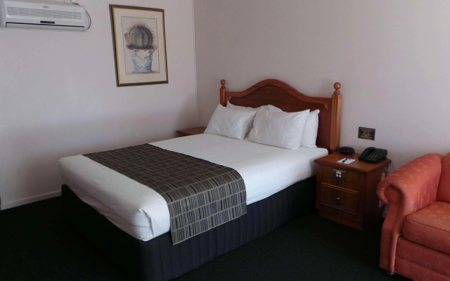Best Western Ambassador Motor Inn & Apartments – Guest Rooms – Wagga Wagga
