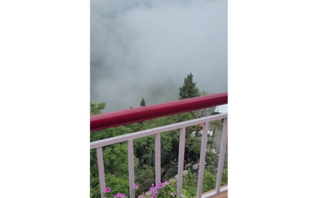 Sunset Chalet- A Boutique Homestay, Bhatta, Mussoorie