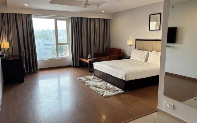 Triguna Clarks Inn