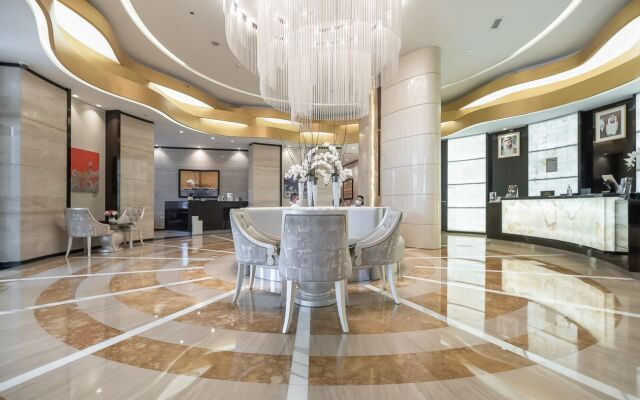 Elegant Studio w/work space and views DAMAC