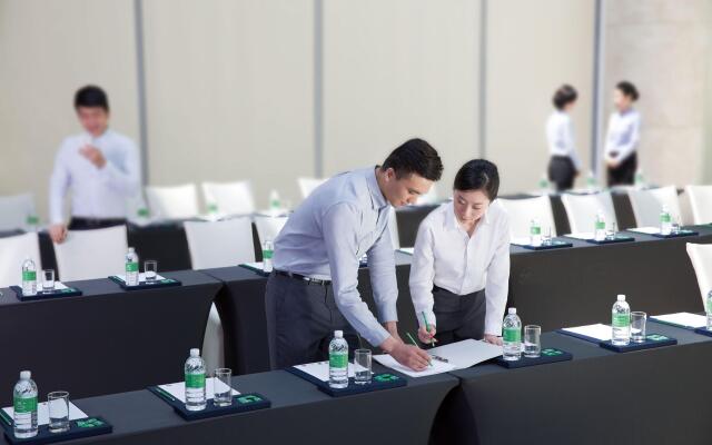 Holiday Inn Wuxi Taihu New City by IHG