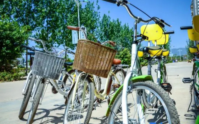 FuXian Lake Mufeng Hotel