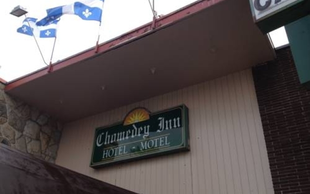 Chomedey Inn