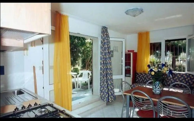 Lido Spina / Estensi Apartments