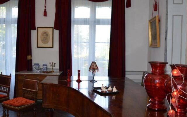 Appartement Châtillon-sur-Indre, 5 pièces, 10 personnes - FR-1-381-485