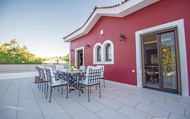 Zissis Villa & pool 5min drive to beach
