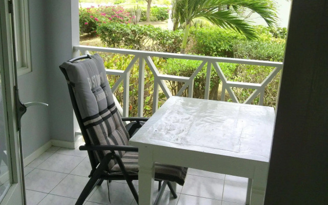 Blue Bay Lodges