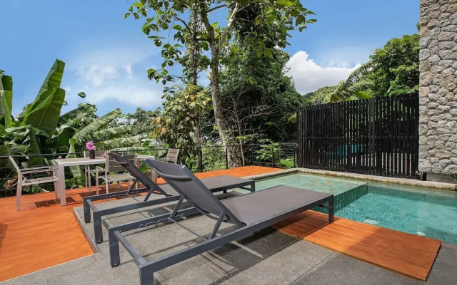 Designer 4BR Pool Villa Gentle Breeze