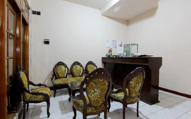Mas Gun Homestay by ZUZU