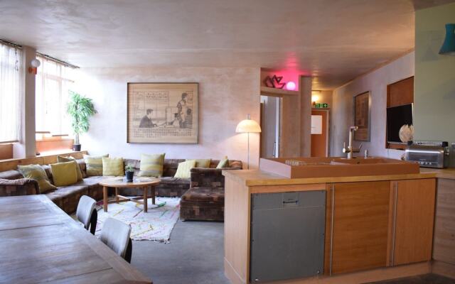 1 Bedroom Camberwell Apartment