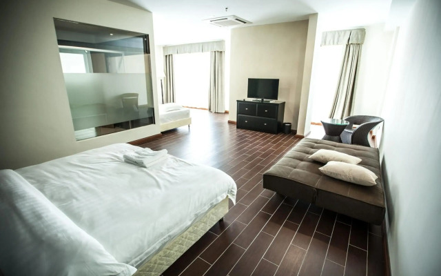 Putatan Platinum Hotel