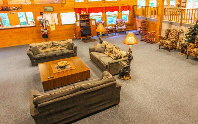 Smoketree Lodge by VRI Resort