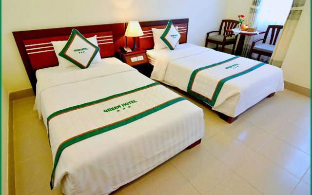 Green Hotel
