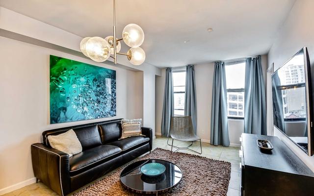 Gorgeous 2BD Next to the Convention Center and Reading Terminal