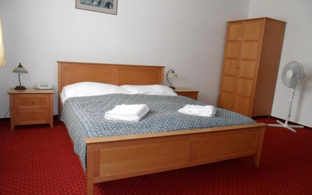 Hotel Atos