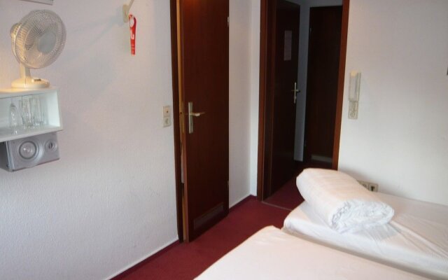 Relax Hotel & SPA Stuttgart