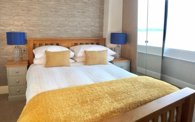 Channel View Hotel