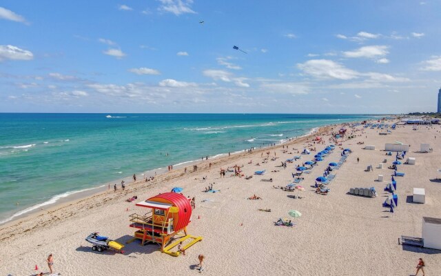 Charming Large Studio Near Ocean Dr - South Beach