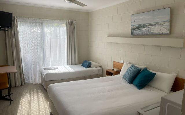 Corlette Palms Motor Inn