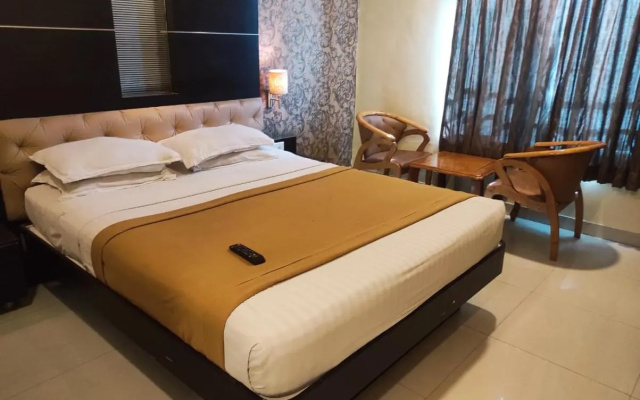 Hotel Vaishnavi – Guest Rooms – Solapur