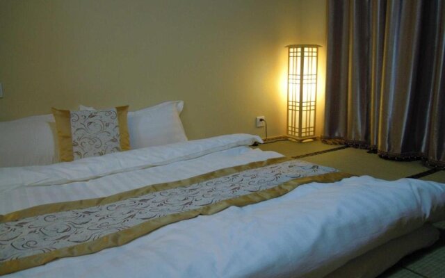 Dalian Mingrui Zuoan Classic Fashion Apartment