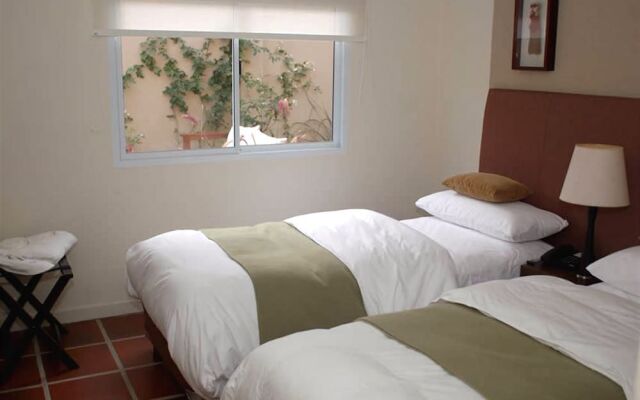 Tayka Hotel