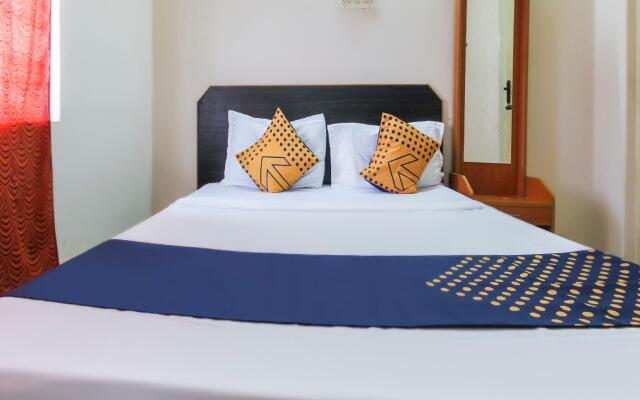 SPOT ON 66923 Divine Inn-g Hotel
