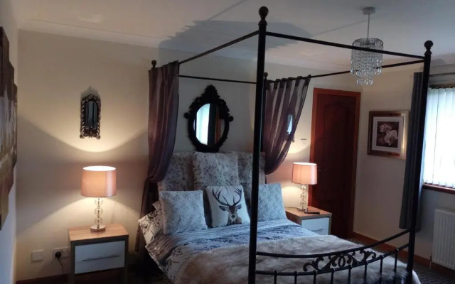 One Strathview B&B