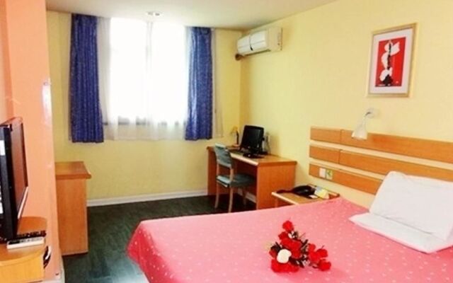 Home Inn Beijing Sanyuan East Bridge