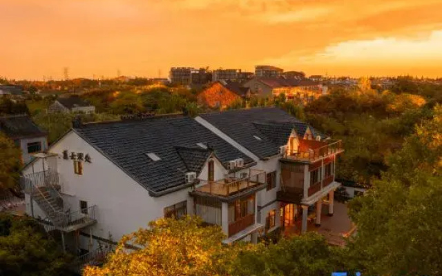 Deep in Ciyun · Happy · Ink Wash Jiangnan · Parent-Child Vacation Boutique Inn
