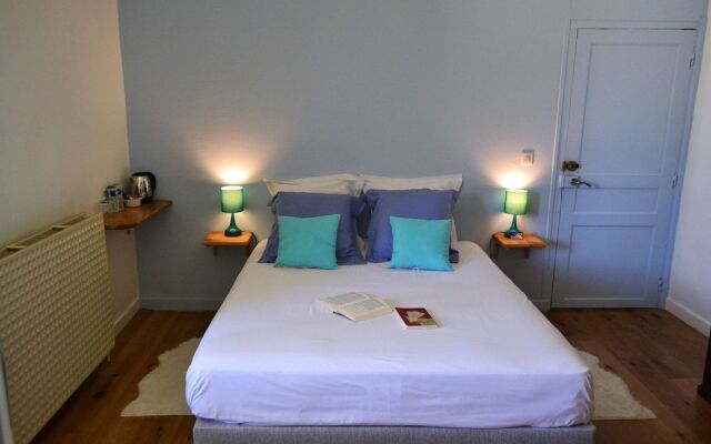 Le Castelat De Julienna