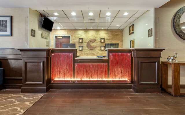 Comfort Suites Newark - Harrison