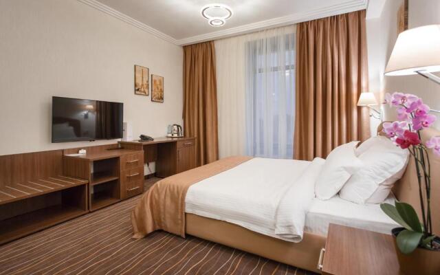 Abri Hotel