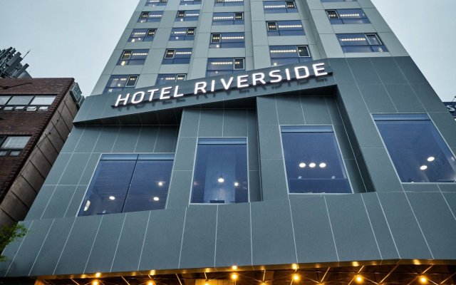 Hotel Riverside