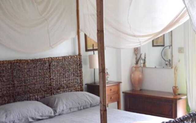 House With 2 Bedrooms In Riposto With Enclosed Garden